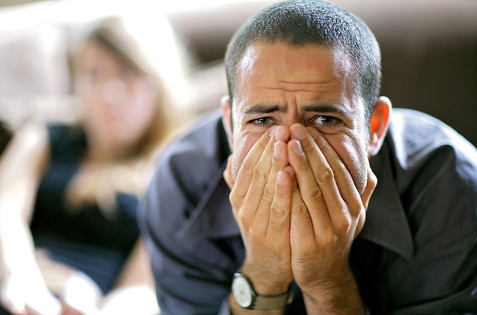 6 симптомов психических заболеваний, которые окружающие принимают за капризы