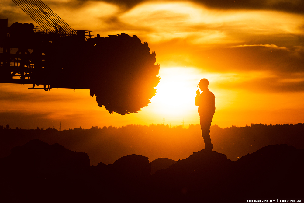 Самый крупный угольный разрез в России