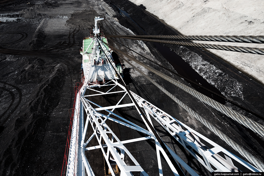 Самый крупный угольный разрез в России