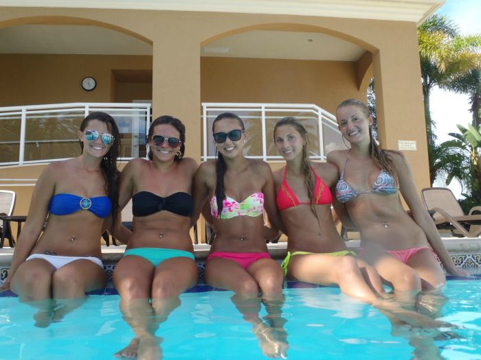 Много-много-много девушек (102 фото)