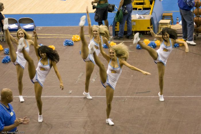 Много-много-много девушек (102 фото)