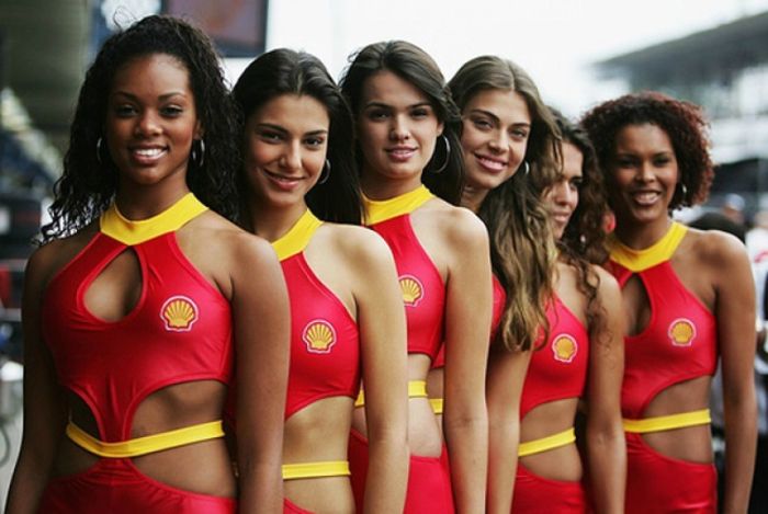 Много-много-много девушек (102 фото)