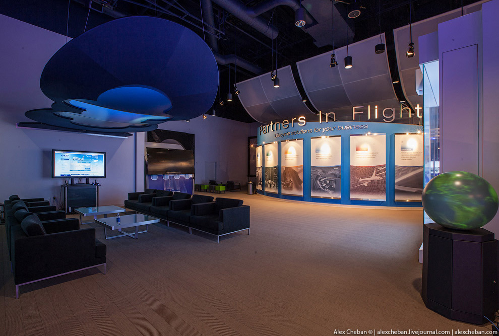 Небесный Интерьер: колыбель над облаками для путешественников