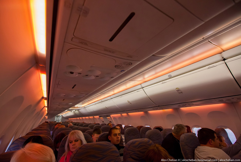 Небесный Интерьер: колыбель над облаками для путешественников