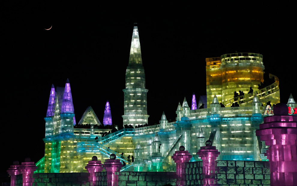 Международный фестиваль ледяных скульптур в Харбине 2014 Международный фестиваль ледяных скульптур в Харбине 2014