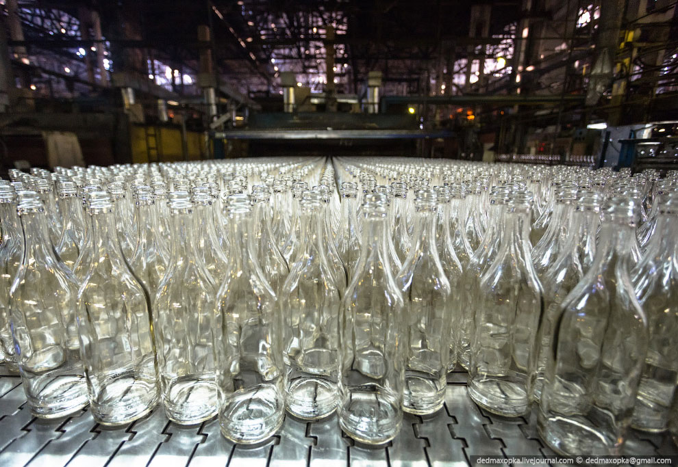 Рождение стеклянной бутылки Рождение стеклянной бутылки