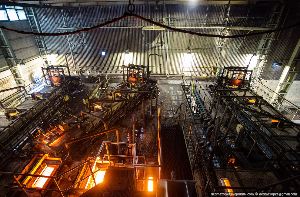 Рождение стеклянной бутылки Рождение стеклянной бутылки