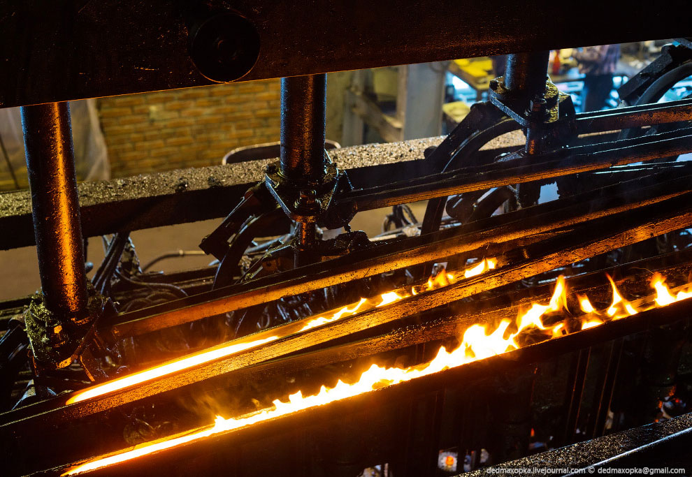 Рождение стеклянной бутылки Рождение стеклянной бутылки