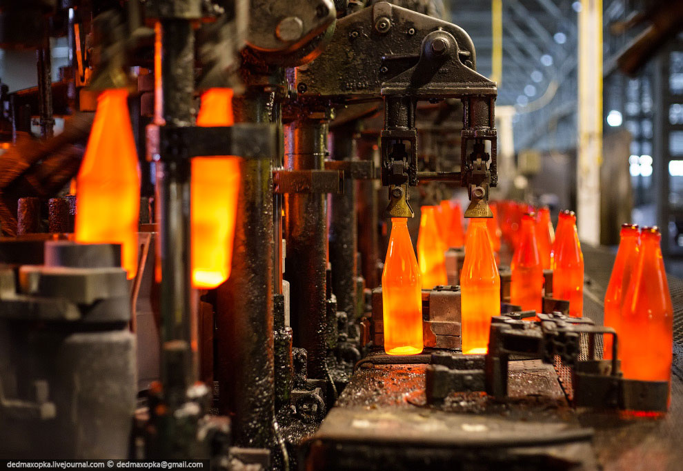 Рождение стеклянной бутылки Рождение стеклянной бутылки