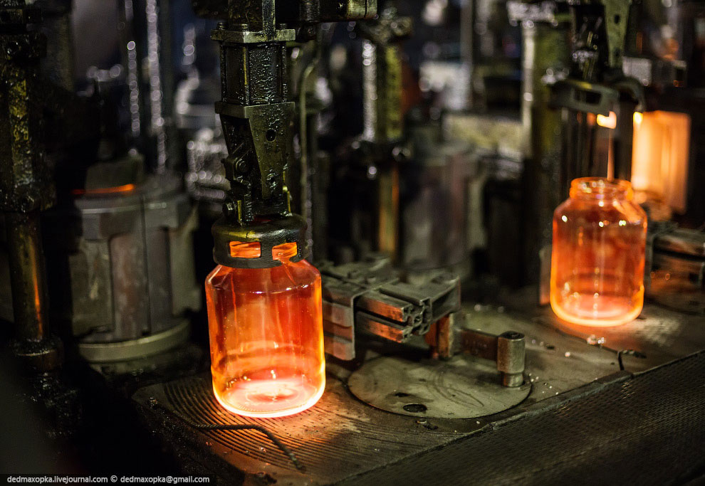 Рождение стеклянной бутылки Рождение стеклянной бутылки