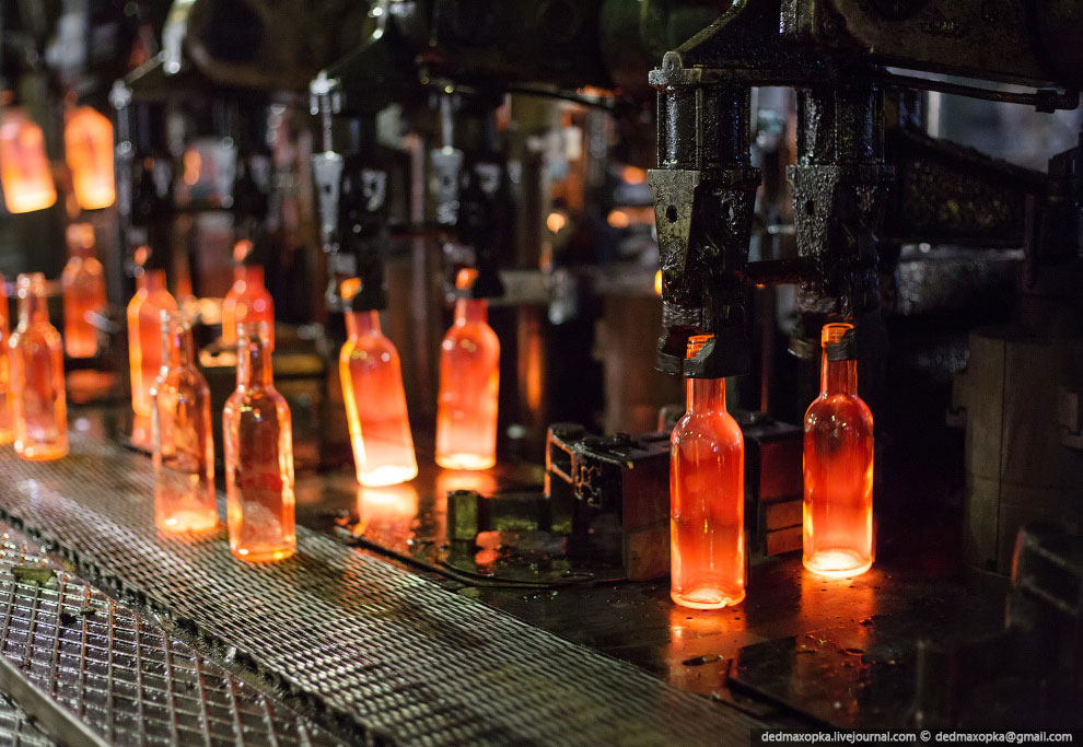 Рождение стеклянной бутылки Рождение стеклянной бутылки