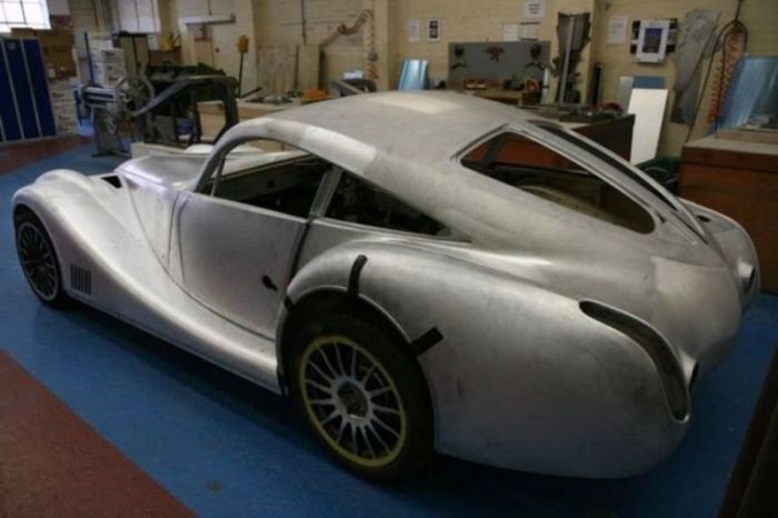Эксклюзивные автомобили, собранные вручную (23 фото)