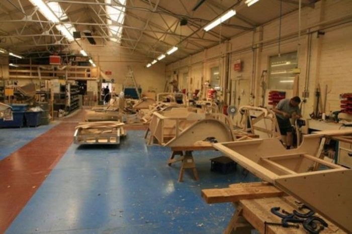 Эксклюзивные автомобили, собранные вручную (23 фото)