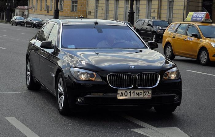 Дмитрий Ливанов слова не держит (3 фото)