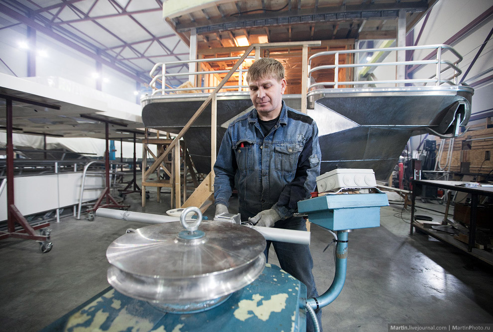 Единственное в России производство плавучих домов