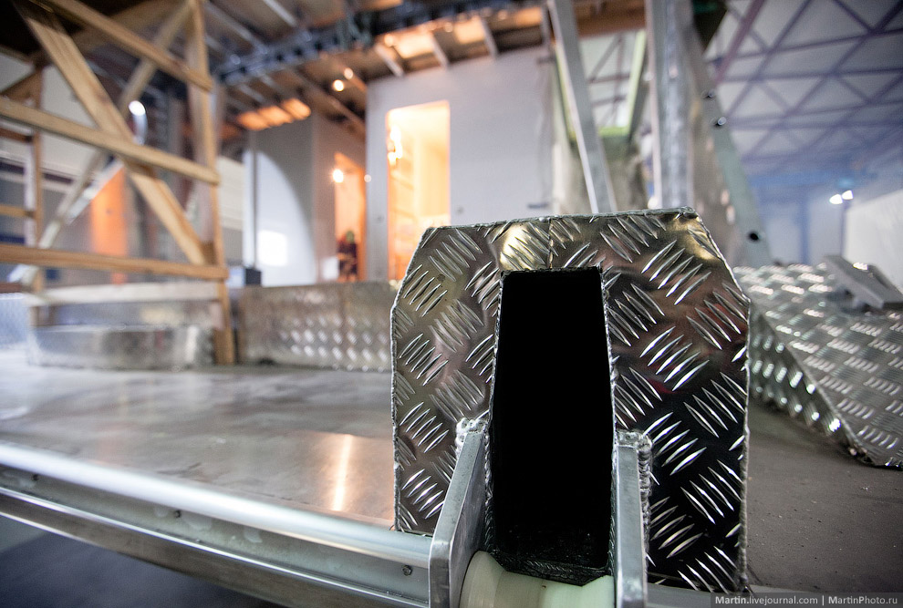 Единственное в России производство плавучих домов