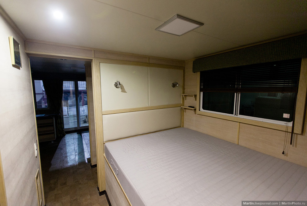 Единственное в России производство плавучих домов