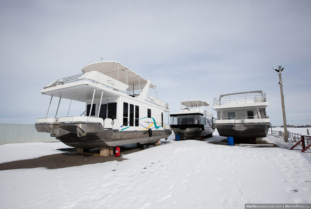 Единственное в России производство плавучих домов