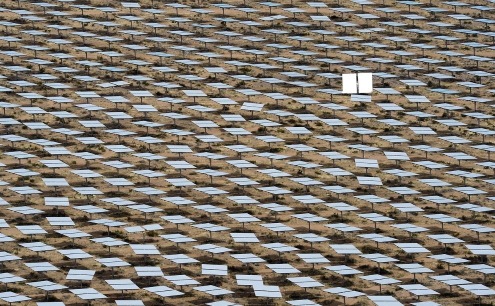 Крупнейшая в мире солнечная электростанция Айванпа