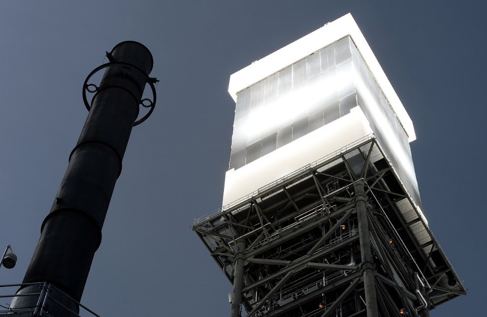 Крупнейшая в мире солнечная электростанция Айванпа