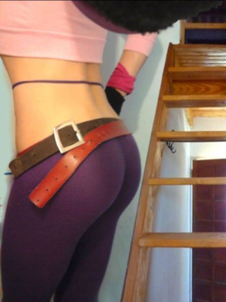 Обтягивающие штанишки (49 фото)