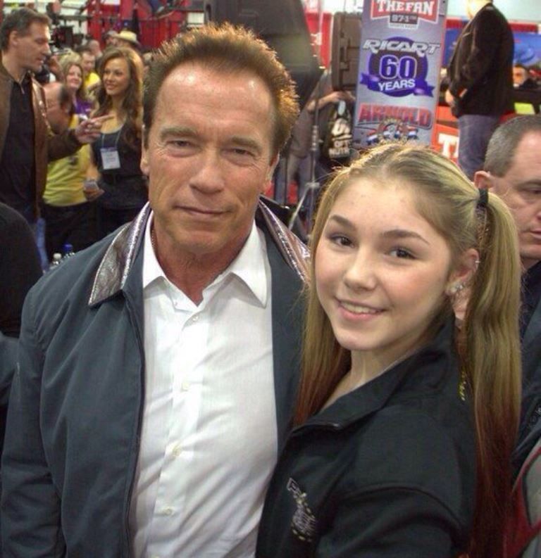 Сильная девочка (26 фото)