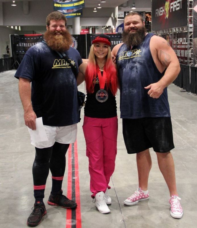 Сильная девочка (26 фото)