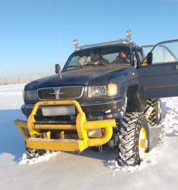 Симбиоз Волги-3110 и ГАЗ-66 – неубиваемый внедорожник