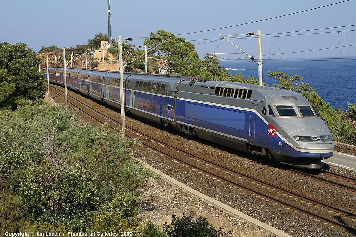 7 самых скоростных железнодорожных линий