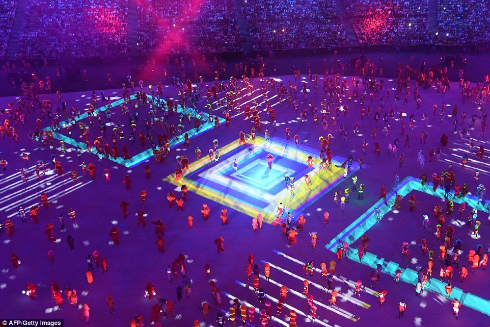 Самые яркие моменты церемонии открытия Летней Олимпиады в Рио-де-Жанейро