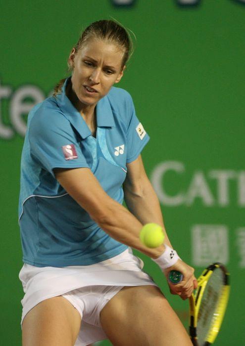 Сексуальные позы спортсменок (50 фото)