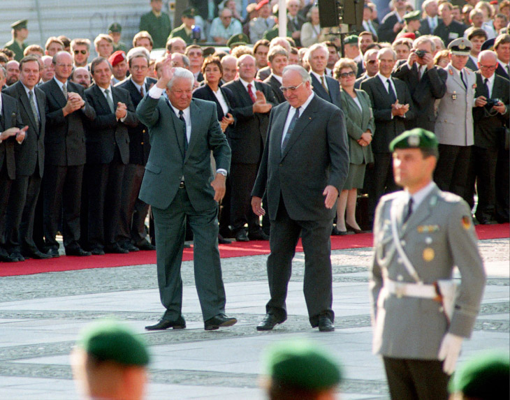 1994 год в цвете: как жил мир 20 лет назад