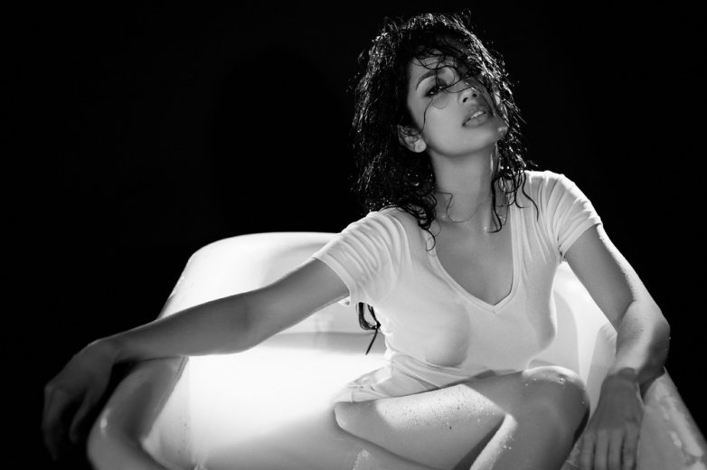 Озорные девчонки в ванной