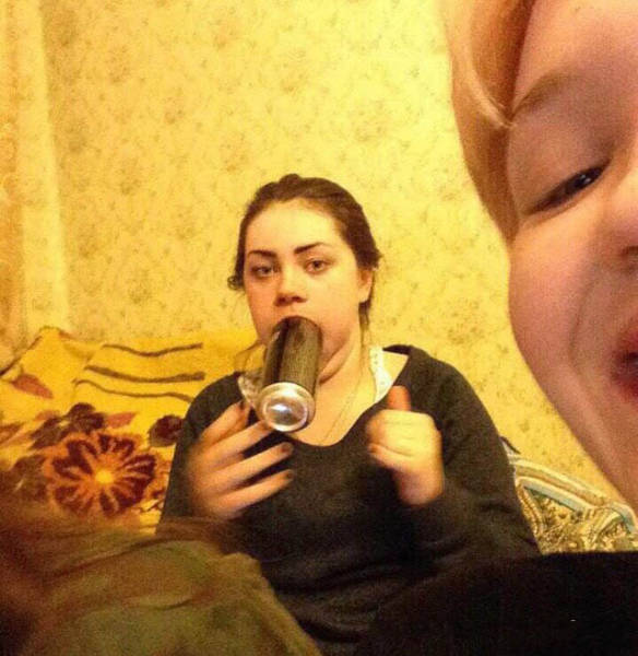 Девушки дурачатся