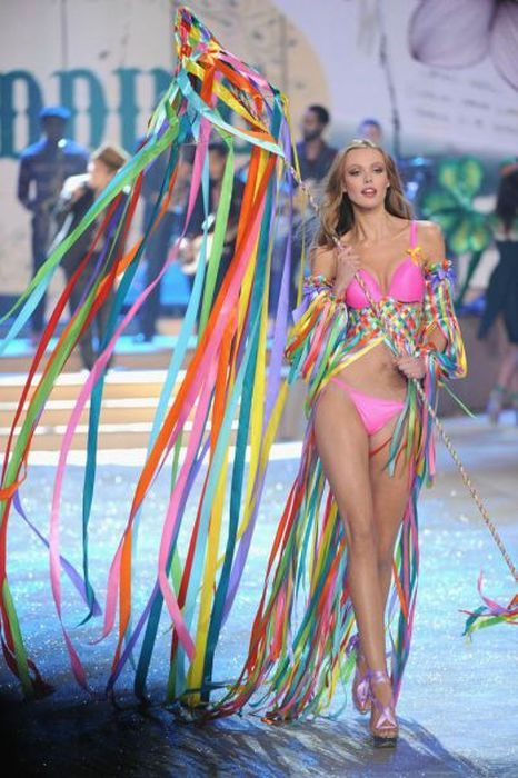 Показ от Victoria's Secret