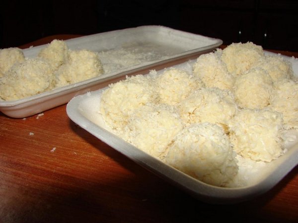 Как сделать Рафаэлло (6 фото)