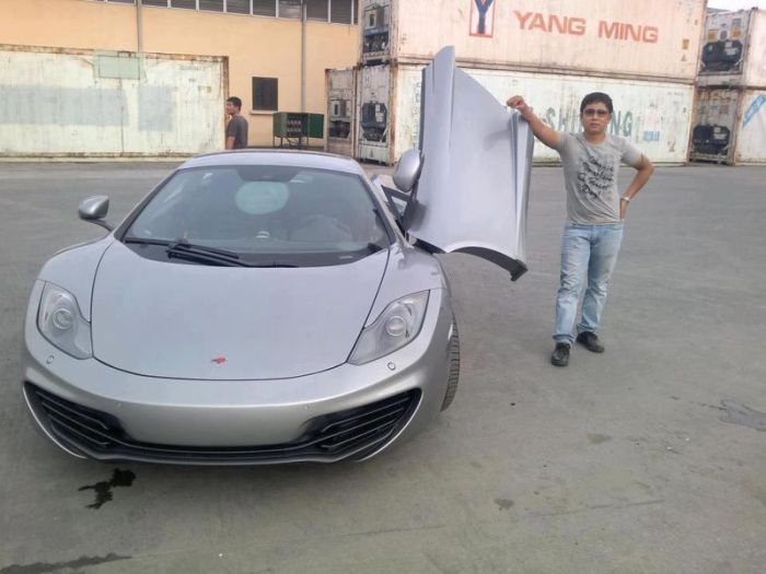 Суперкары во Вьетнаме - не роскошь (28 фото)