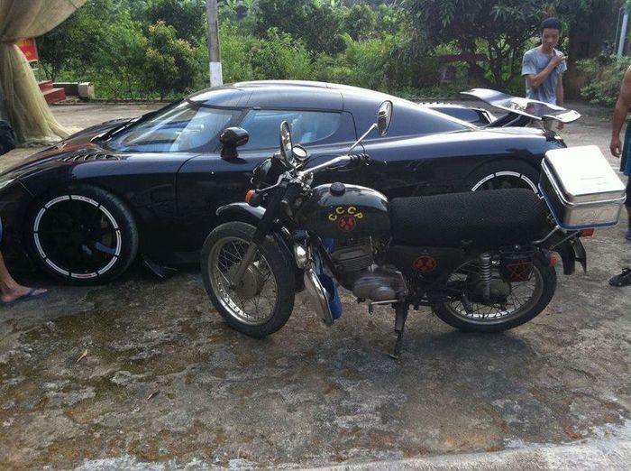 Суперкары во Вьетнаме - не роскошь (28 фото)