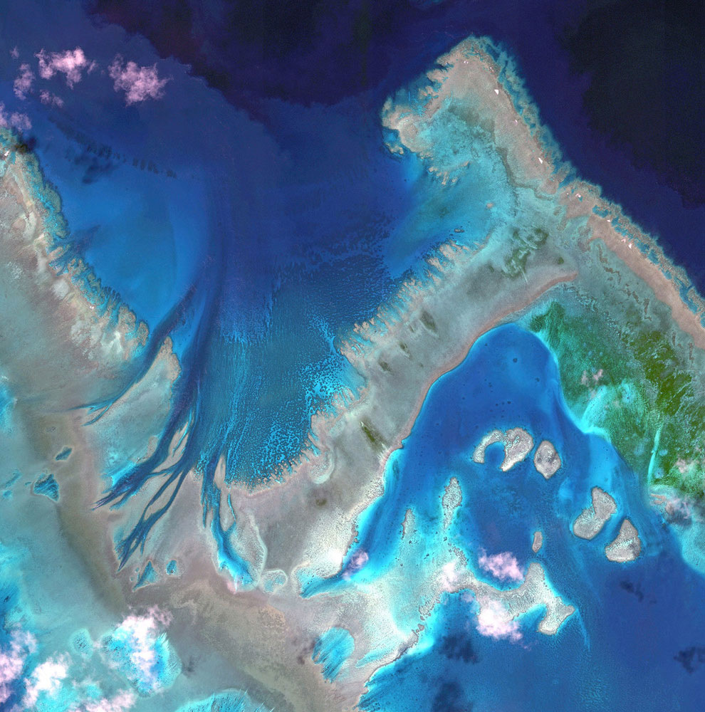 Самые интересные снимки со спутника 2013