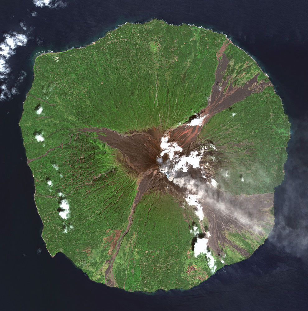 Самые интересные снимки со спутника 2013