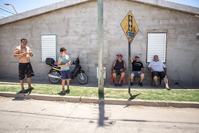 Первый гоночный день на Дакар 2014