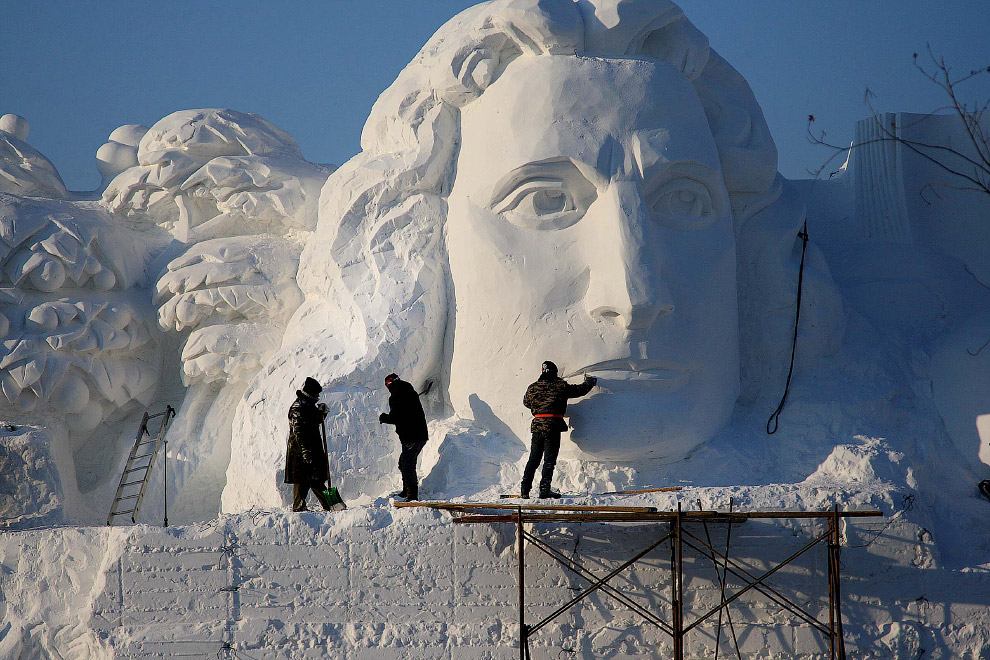 Фестиваль льда и снега в Харбине 2015 Фестиваль льда и снега в Харбине 2015