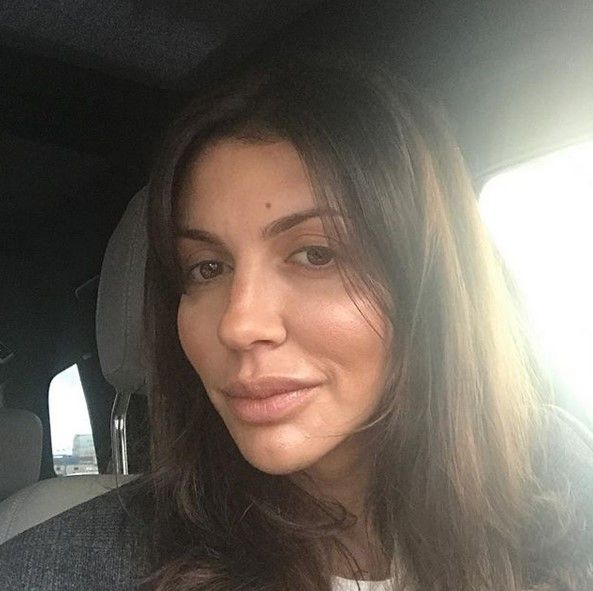 Жену Андрея Аршавина сняли с рейса Москва - Алма-Ата