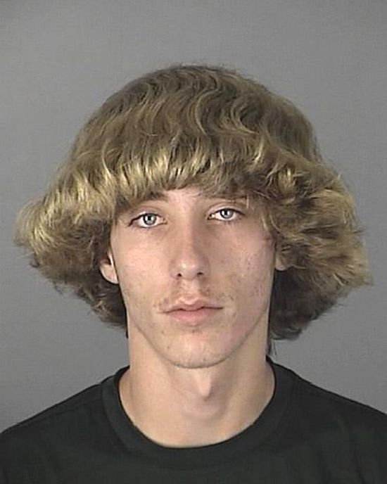 Магшоты преступников со странными прическами