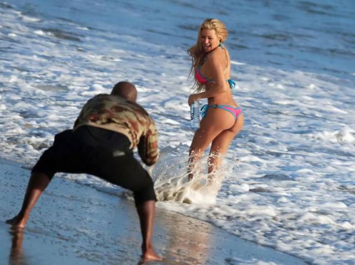 Забавные девушки