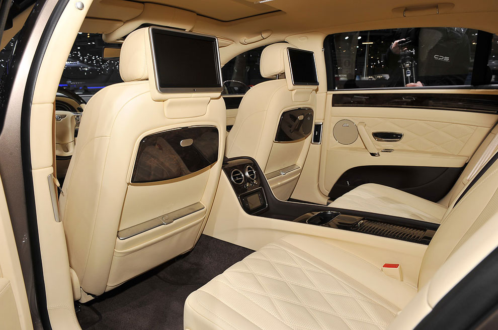 Женевский автосалон 2013 Женевский автосалон 2013