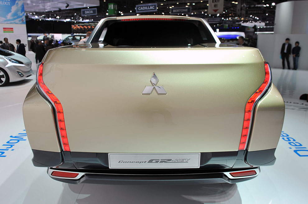 Женевский автосалон 2013 Женевский автосалон 2013