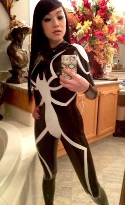 Красивые косплейщицы