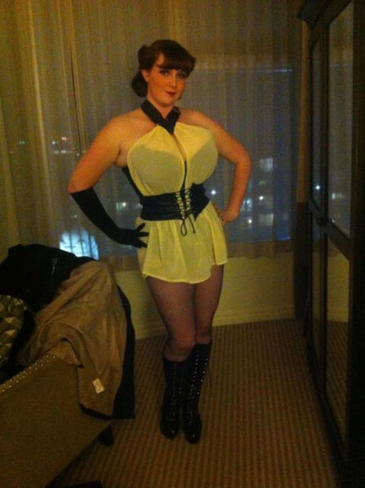 Красивые косплейщицы