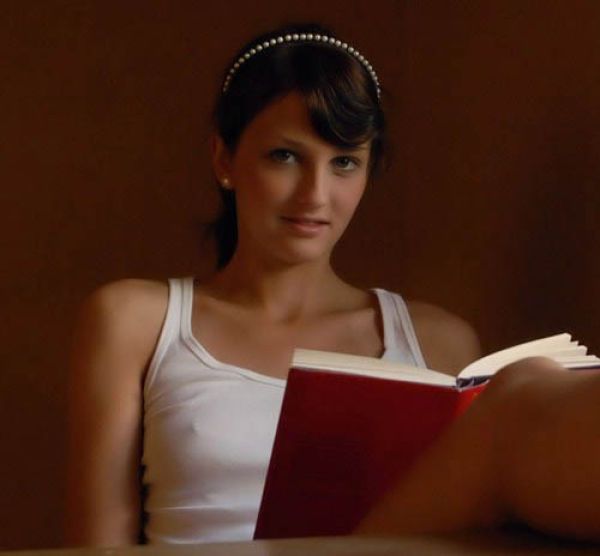 Без лифчика (48 фото)